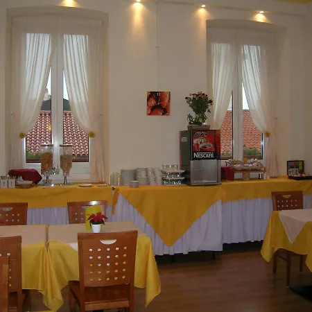 Alabarda Hotel 2*