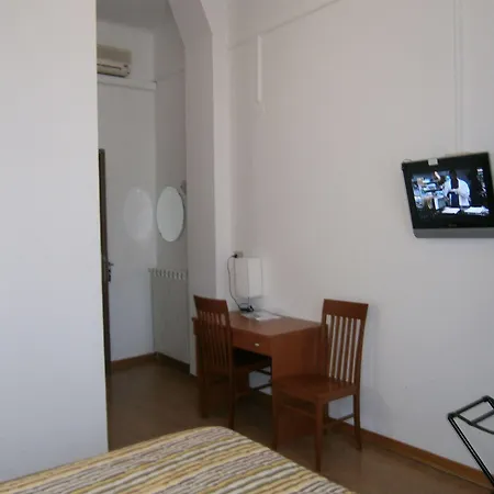 Alabarda Hotel 2*