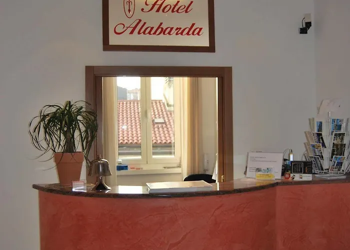 Alabarda Hotel 2*