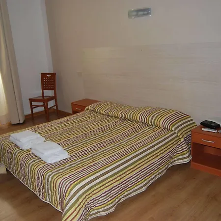 Alabarda Hotel 2*